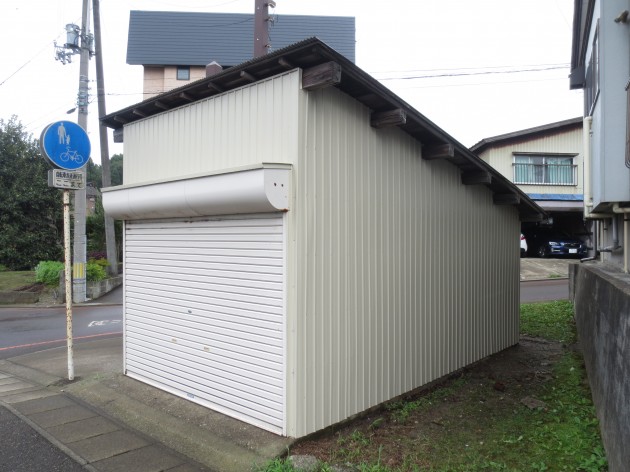 車庫 角浪張替え ｶﾞﾙﾊﾞﾘｳﾑ鋼板 長岡市 杉本ルーフは新潟県長岡市の屋根 外壁 雨といを専門とする専門工事店です